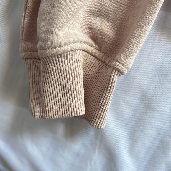 Cropped Crewneck from H&M - Picture 4 of 5